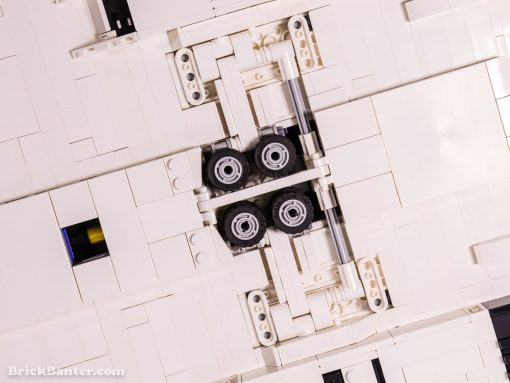 LEGO Icons Concorde 10318 wheels up