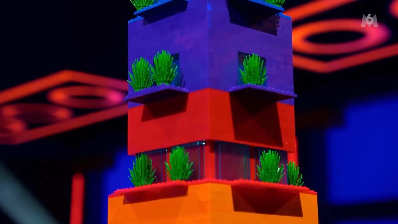 LEGO Masters France - S02E02  Part 2 - Tower Shake Challenge - Étienne and Christine - Rainbow Tower