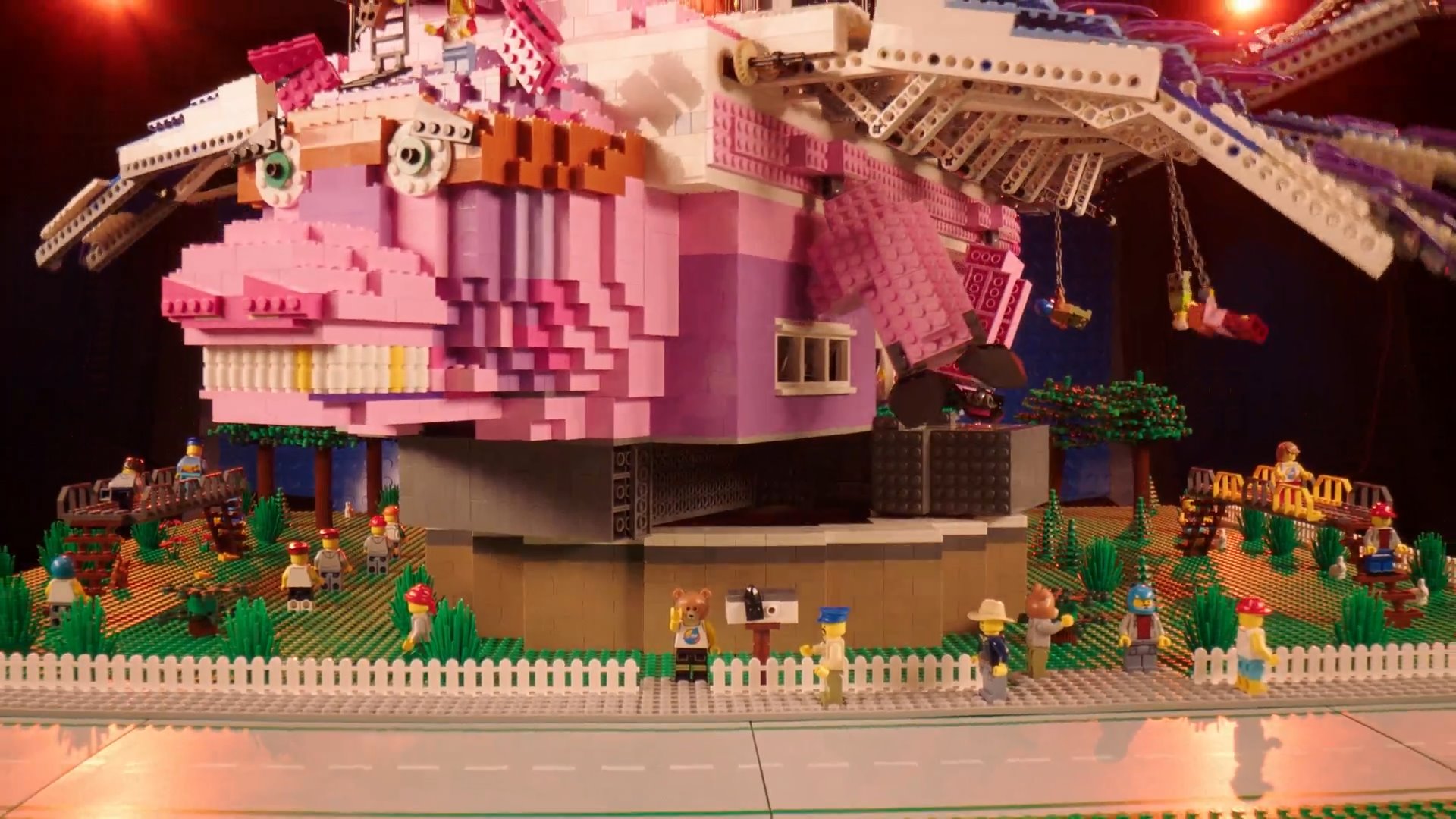 LEGO Masters U.S Season 2     – Flip My Block Challenge – Zack and Wayne - Flying Pig