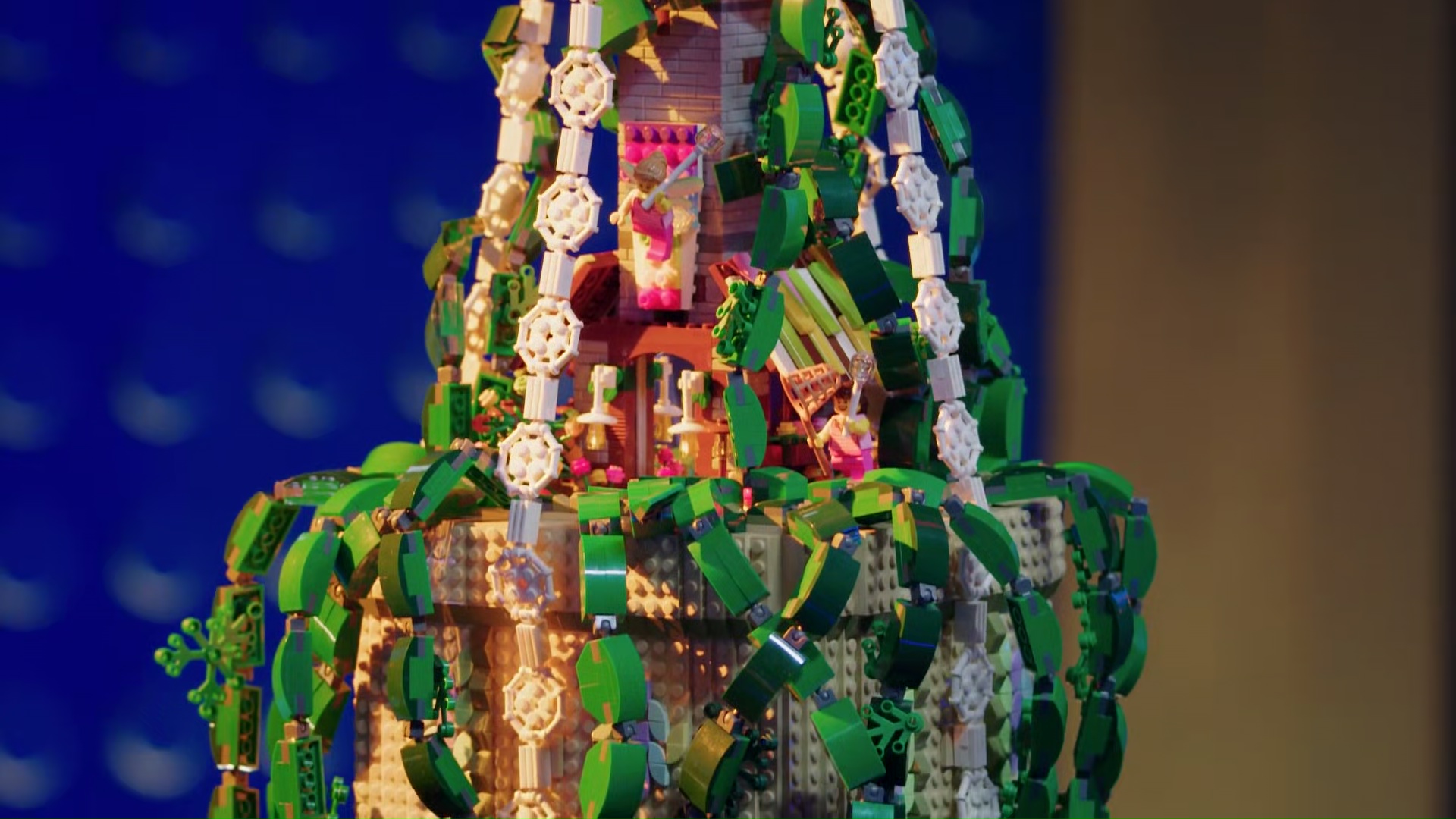 LEGO Masters U.S Season 2     - One Hanging Brick Challenge – Natalie and Michelle - Whisper's Planter