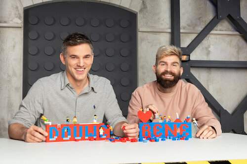 LEGO Masters Netherlands - Season 2 Hosted by Ruben Nicolai & Kürt Rogiers and judged by Jonathan Bennink. Our teams are Thomas & Roy, Amber & Arne, Jan & Julien, Dries & Killian, René and Douwe, Oscar & Ine, Ernesto & Marco, Marcel & Bibi. LEGO Masters from around the world can be found on the following networks, in their respective counties: LEGO Masters Australia – Channel 9 / The Nine Network LEGO Masters Chile – Chilevisión LEGO Masters Columbia – RCN Televisión LEGO Masters Denmark – TV2 LEGO Masters France – M6 LEGO Masters Germany – RTL Deutschland LEGO Masters Netherlands / Belgium – RTL4 in Netherlands and VTM in Belgium LEGO Masters Poland – TVN LEGO Masters Sweden – TV4 LEGO Masters United States - Fox Would you like to see a LEGO Masters International series? Head to Facebook.com/CheepJokes and tell us what country you think would win! For in-depth reviews from each series, check out the LEGO Masters tab on our ‘News & Reviews’ page. Or if you just want to buy LEGO head to the links below: Australia – http://bit.ly/2E4ETuu U.K. – http://bit.ly/2Hjb3Ux U.S.A – http://bit.ly/2RMKPLL Canada - https://bit.ly/2HfQuYZ