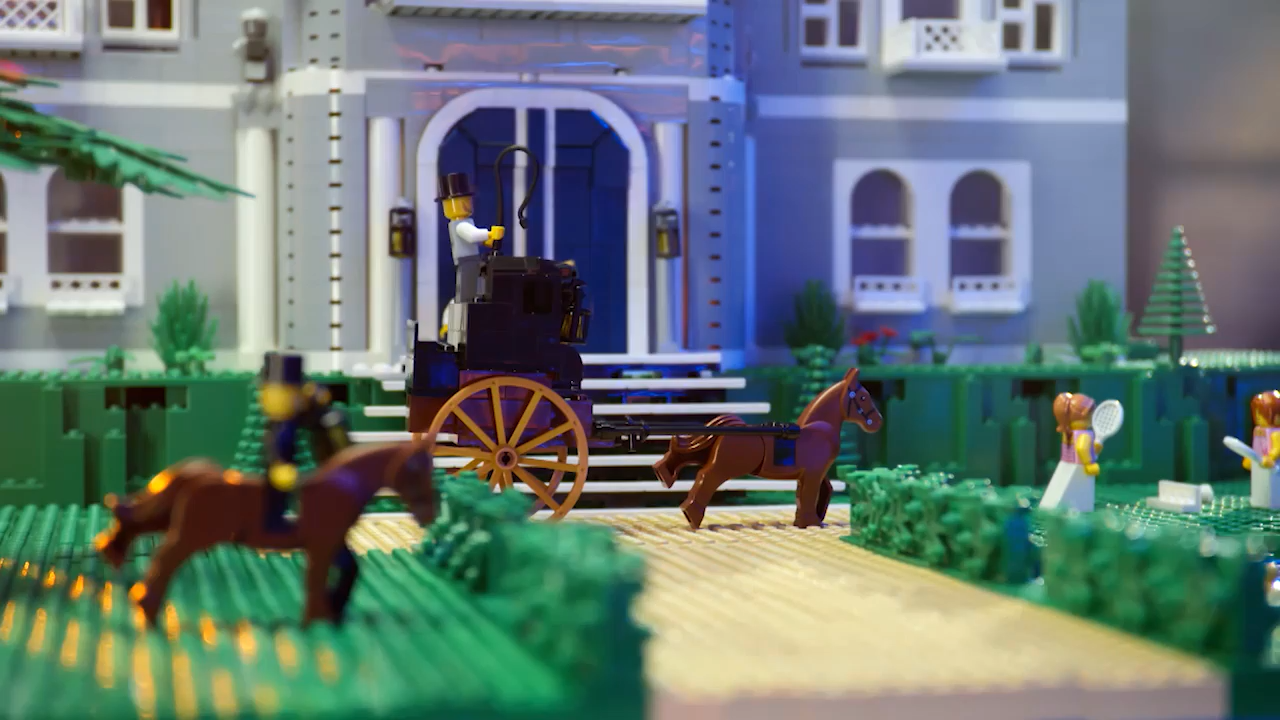 LEGO Masters Australia – Season 4 Episode 5 – Lexi & Rachel - Grand Hotel