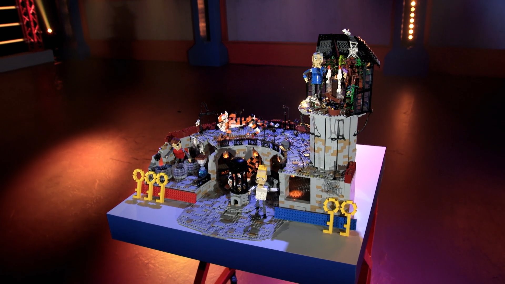LEGO Masters Sweden Season 2  – TV Show Challenge - Jonas and Liv - Prisoners At The Fort