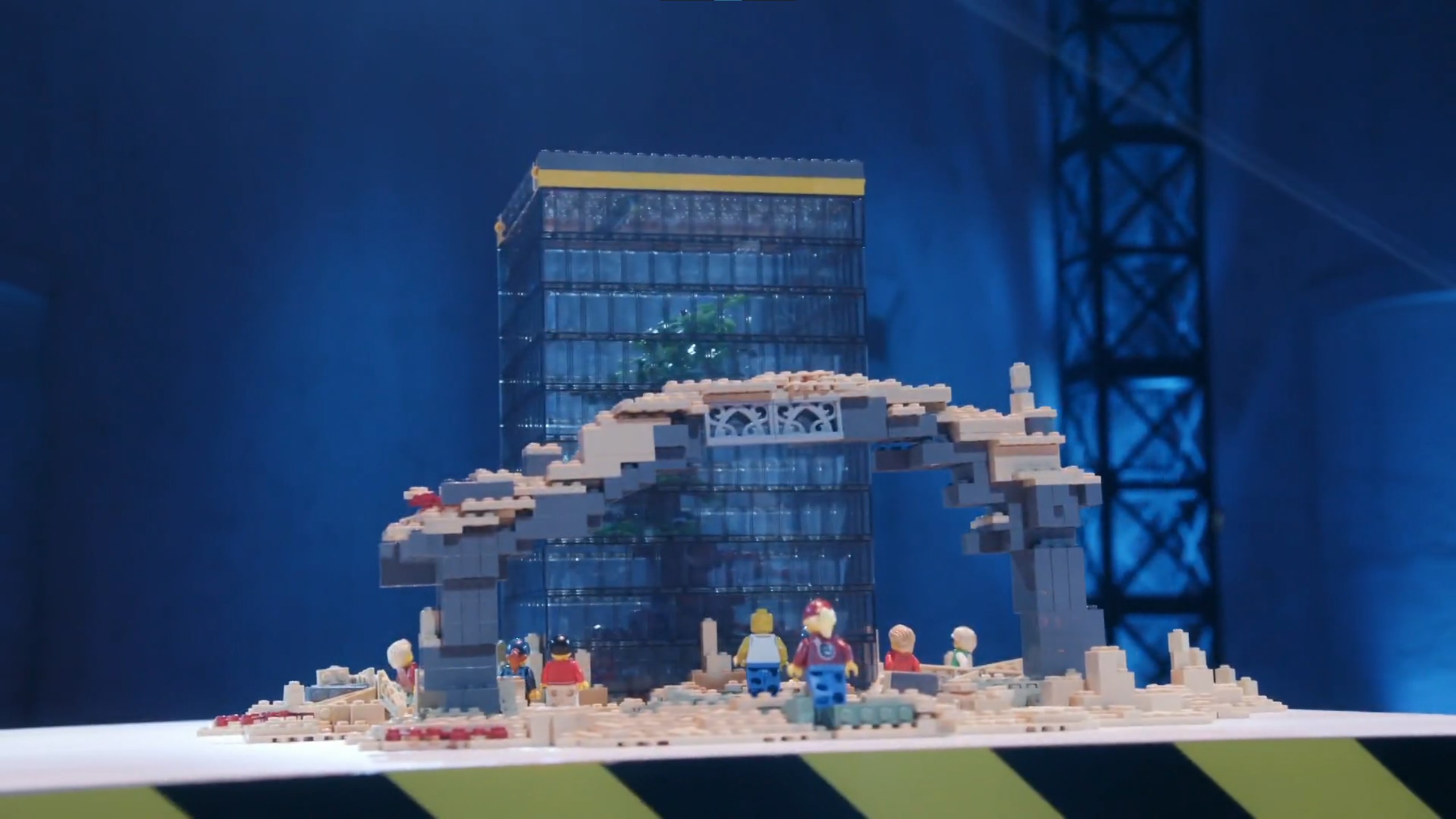LEGO Masters Belgium / Netherlands - Ernesto and Marco - Last Tree On Earth  - S02S08
