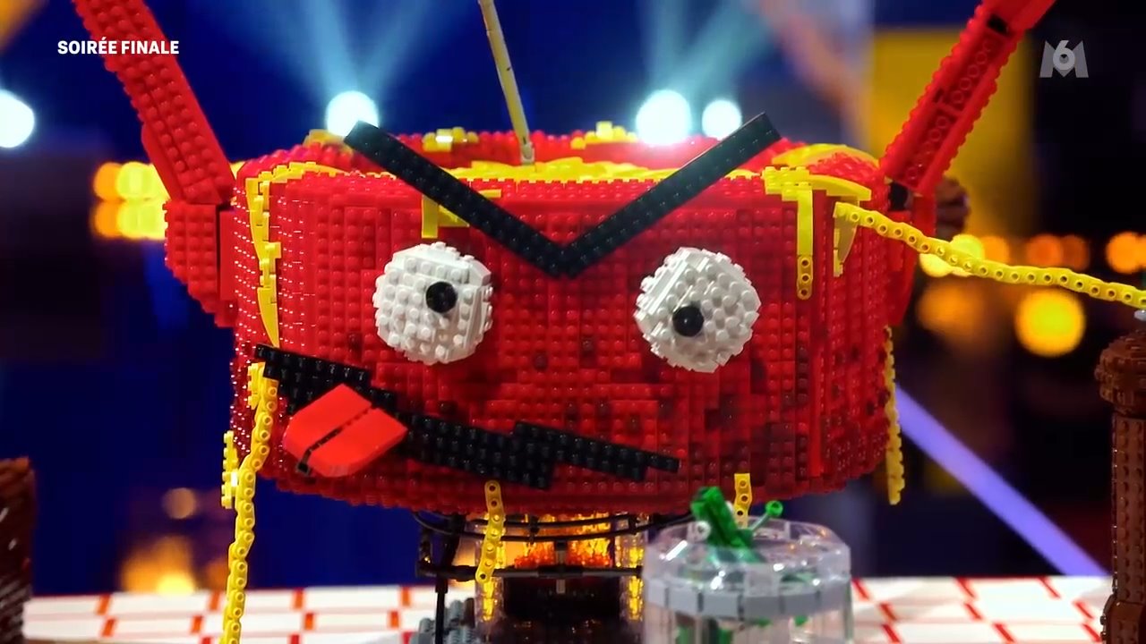 LEGO Masters France S02E04 Pt2 Grand Final Éric and Alex - Panic at the cottage