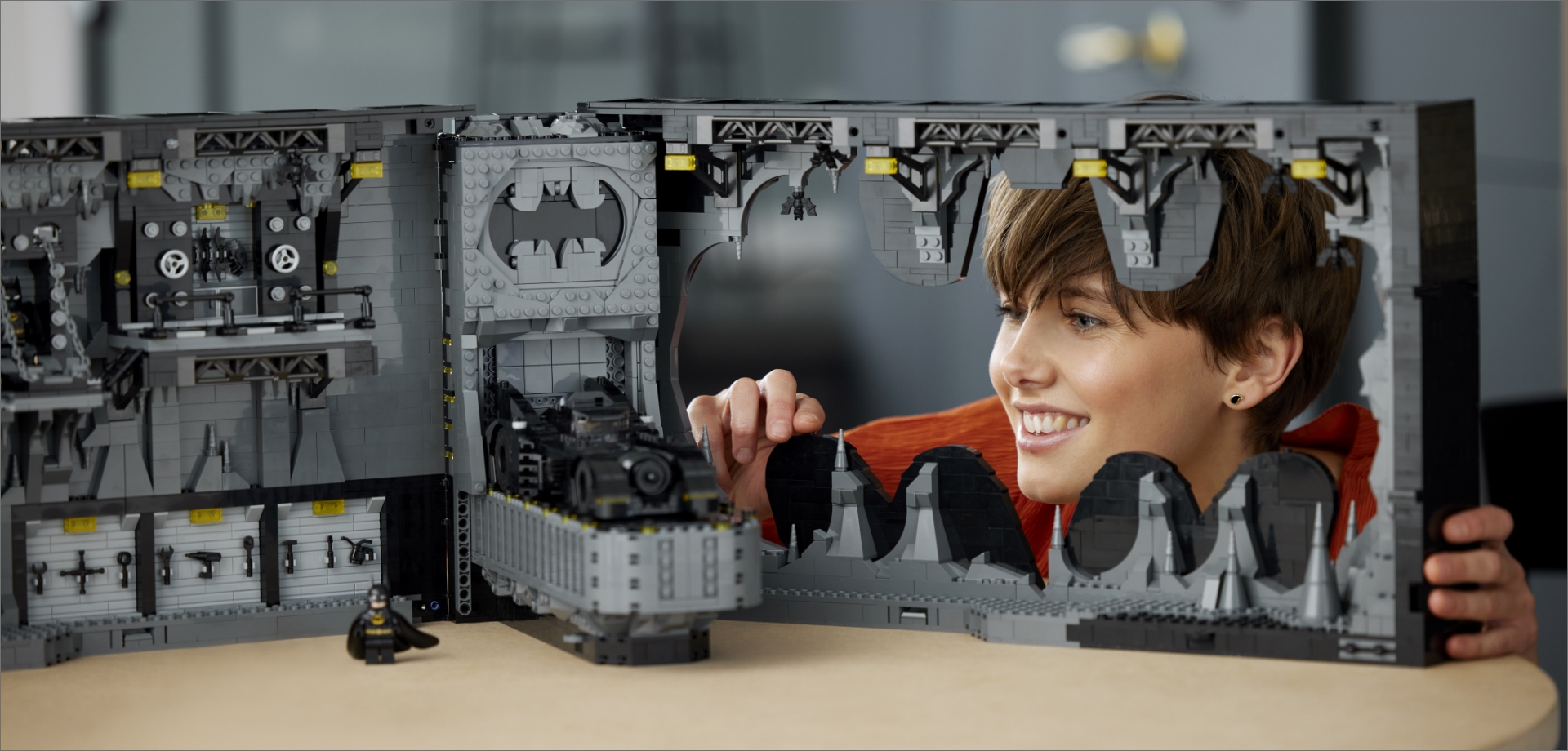 LEGO® “Batman Returns” Batcave Shadow Box (76252) New Release 2023