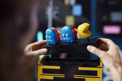 LEGO Pac-man the ghosts and front detailing