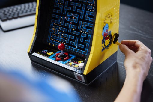 LEGO Pacman Side view