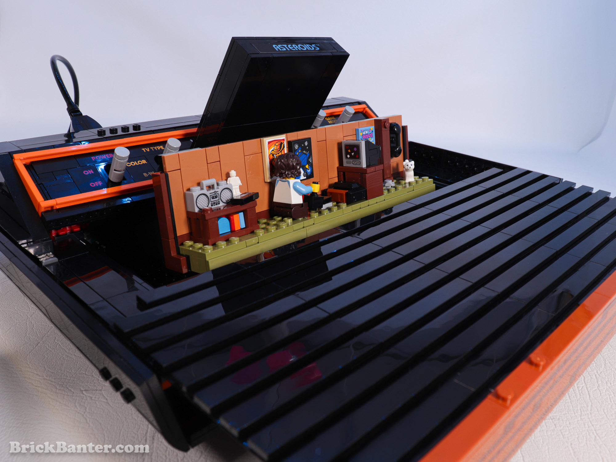 LEGO 10306 ATARI 2600 - Video Computer System - Brick Banter New Release Set Review