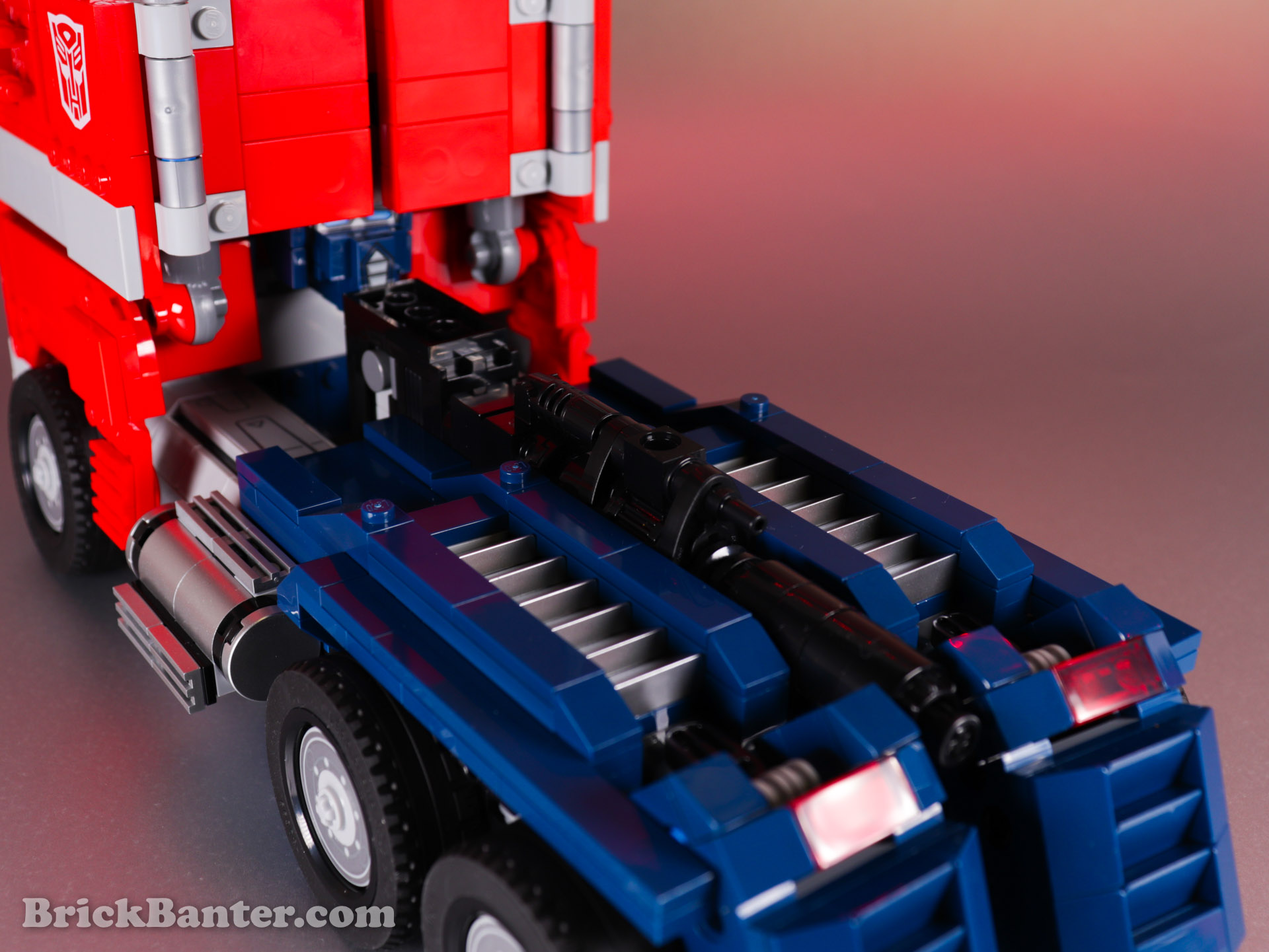 LEGO 10302 - Transformers     - Optimus Prime Review Brick Banter