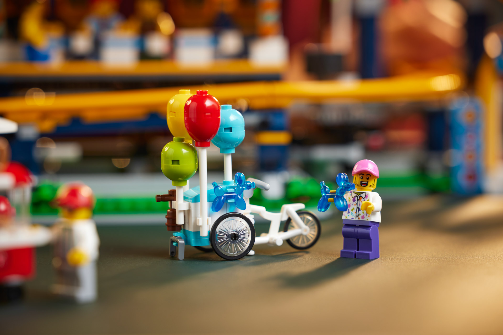 LEGO 10303 - Loop Coaster  - New LEGO Set Announcement Roller Coaster