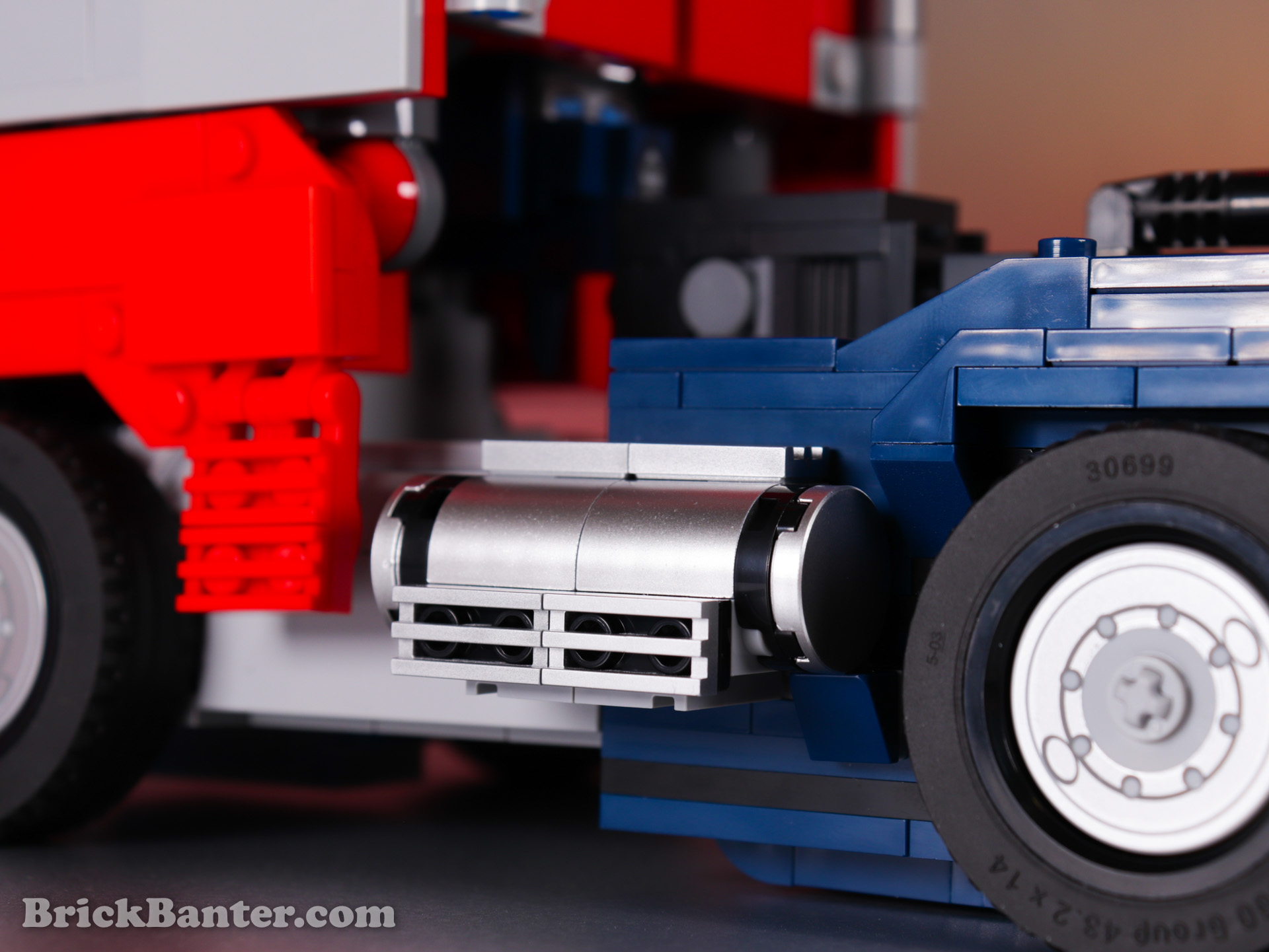 LEGO 10302 - Transformers     - Optimus Prime Review Brick Banter